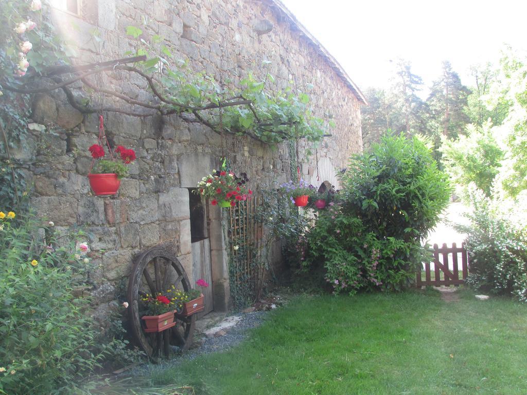Ecuries De Saint Maurice- Maison D'Hotes De Gondou Lacapelle-Marival Εξωτερικό φωτογραφία