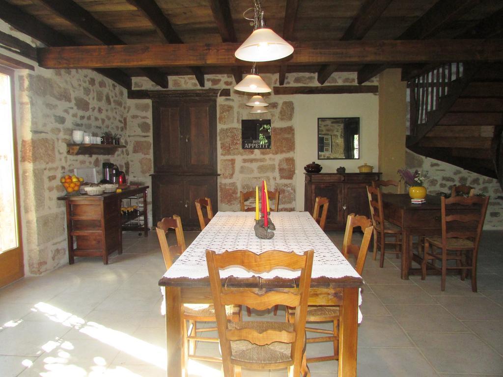 Ecuries De Saint Maurice- Maison D'Hotes De Gondou Lacapelle-Marival Εξωτερικό φωτογραφία