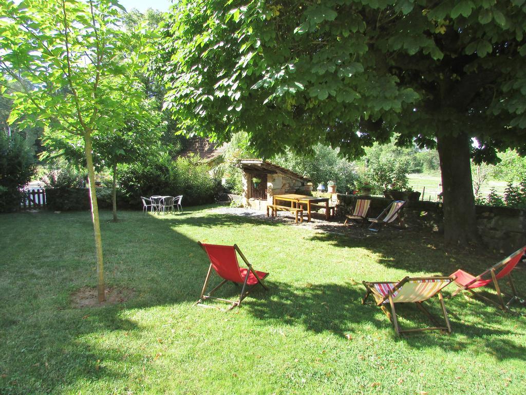 Ecuries De Saint Maurice- Maison D'Hotes De Gondou Lacapelle-Marival Εξωτερικό φωτογραφία