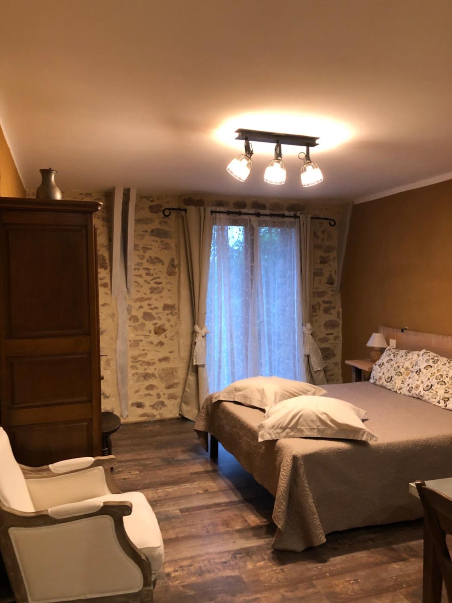 Ecuries De Saint Maurice- Maison D'Hotes De Gondou Lacapelle-Marival Εξωτερικό φωτογραφία