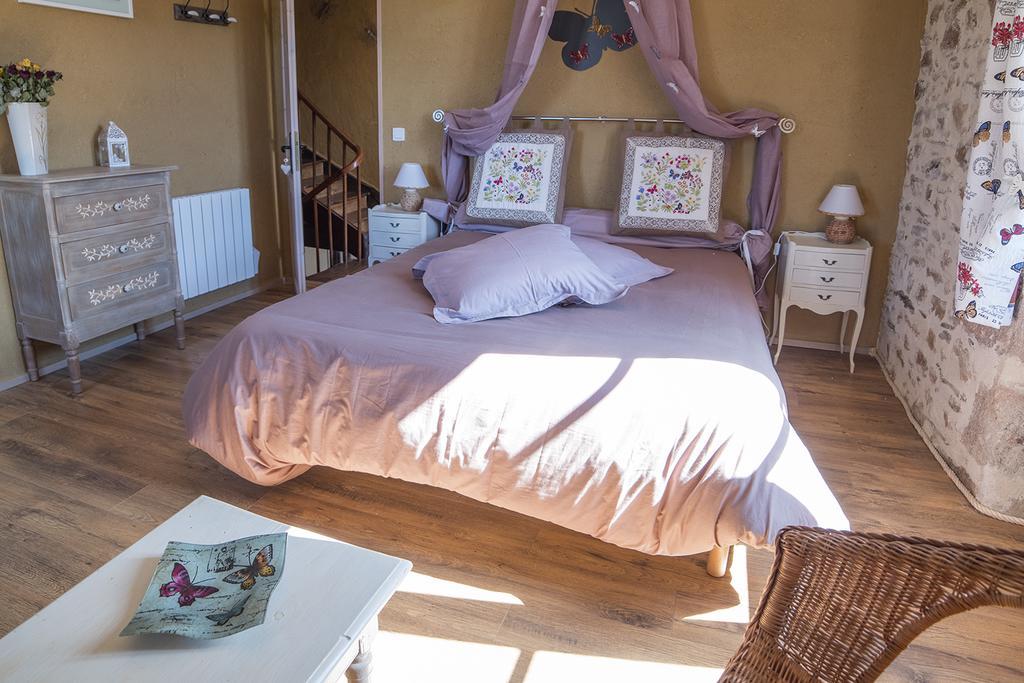 Ecuries De Saint Maurice- Maison D'Hotes De Gondou Lacapelle-Marival Εξωτερικό φωτογραφία