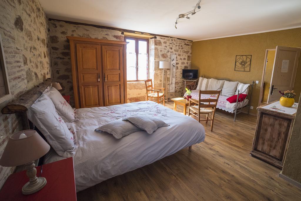 Ecuries De Saint Maurice- Maison D'Hotes De Gondou Lacapelle-Marival Εξωτερικό φωτογραφία