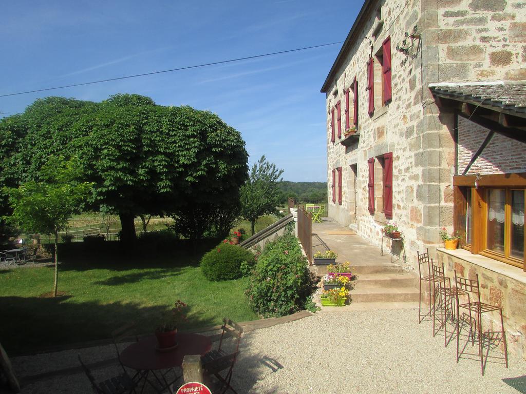 Ecuries De Saint Maurice- Maison D'Hotes De Gondou Lacapelle-Marival Εξωτερικό φωτογραφία